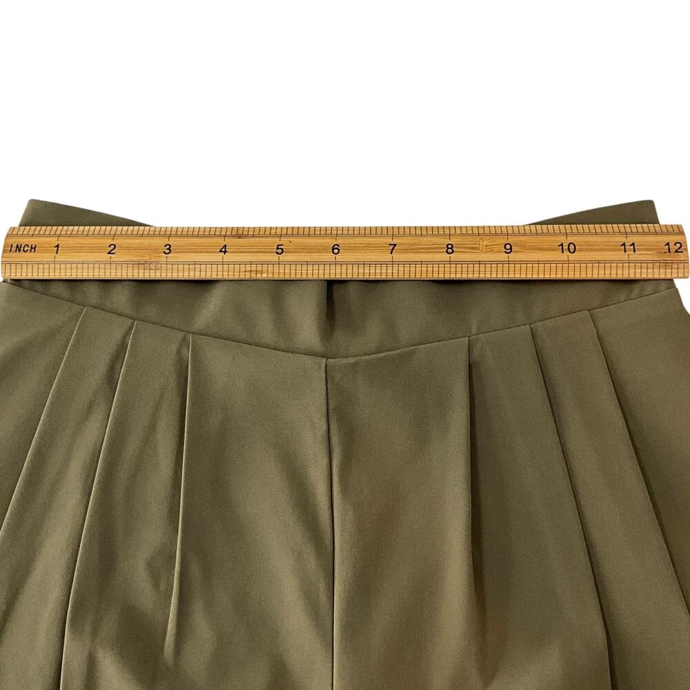 Wayre Travel Pocket Flow Shorts Womens XS Fern Green Pleated Elastic Waist - Picture 8 of 10